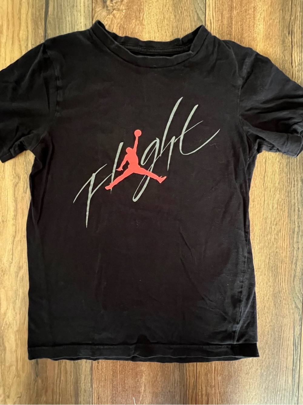Jordan Black Tee with Neon Orange Jumpman and Gray Flight Script Kids med 10/12